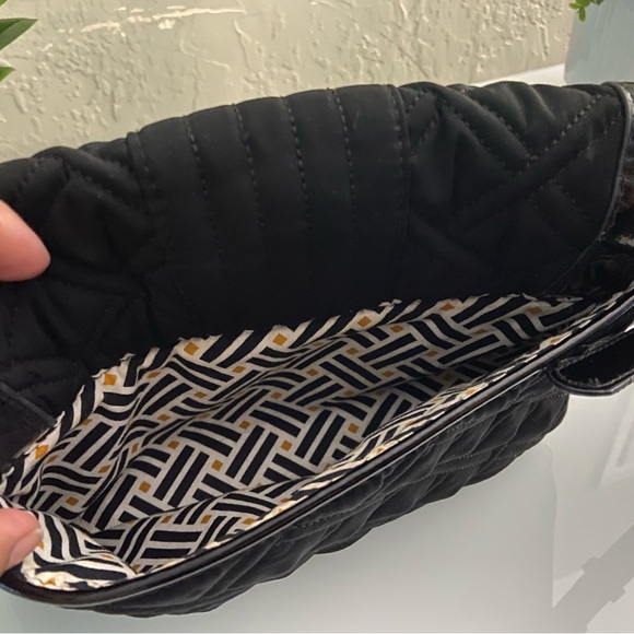 VERA BRADLEY TRAPEZE CROSSTOWN CROSSBODY QUILTED SHOULDER BAG - Picture 6 of 10